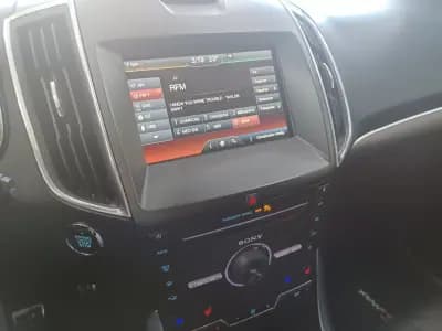 Vendo Ford S-Max 2015 - 21890 EUR, 180021 km - AUTO.MOTO.pt