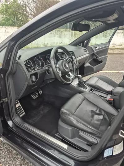 Sell Volkswagen Golf 2016 - 15490 EUR, 211638 km - AUTO.MOTO.pt