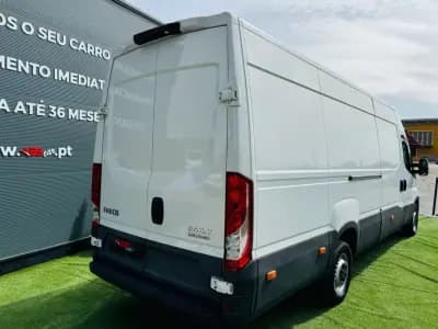Sell Iveco Daily 2019 - 23500 EUR, 190000 km - AUTO.MOTO.pt