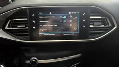 Sell Peugeot 308 SW 2018 - 12650 EUR, 133760 km - AUTO.MOTO.pt