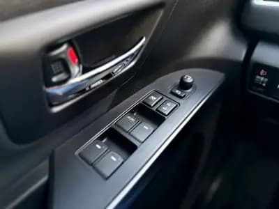 Vendo Suzuki S-Cross 2025 - 33950 EUR, 30 km - AUTO.MOTO.pt