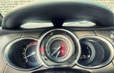 Vendo DS DS3 2017 - 12850 EUR, 104000 km - AUTO.MOTO.pt