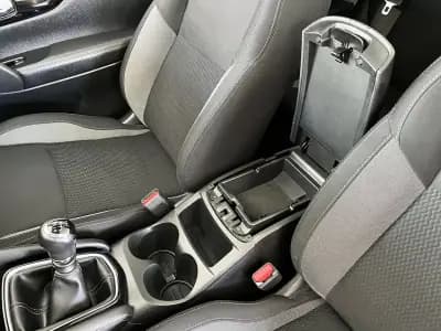 Vendo Nissan Qashqai 2019 - 19600 EUR, 106352 km - AUTO.MOTO.pt