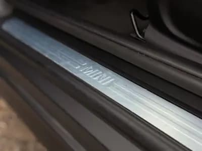 Vendo MINI Cooper 2023 - 23995 EUR, 20000 km - AUTO.MOTO.pt