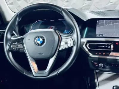 Vendo BMW 330 2020 - 32990 EUR, 101671 km - AUTO.MOTO.pt