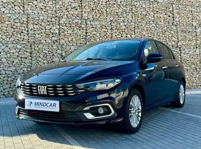 Vendo Fiat Tipo 2021 - 16480 EUR, 83000 km - AUTO.MOTO.pt