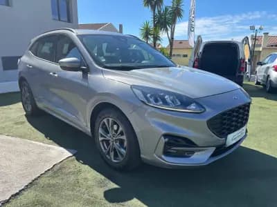 Vendo Ford Kuga 2022 - 24990 EUR, 69179 km - AUTO.MOTO.pt