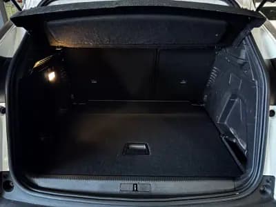 Vendo Peugeot 3008 2022 - 19990 EUR, 171600 km - AUTO.MOTO.pt