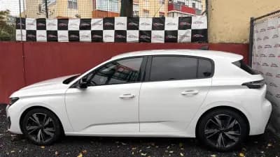 Vendo Peugeot 308 2022 - 17900 EUR, 98500 km - AUTO.MOTO.pt