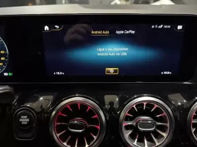 Sell Mercedes-Benz GLA 250 2021 - 35990 EUR, 104000 km - AUTO.MOTO.pt