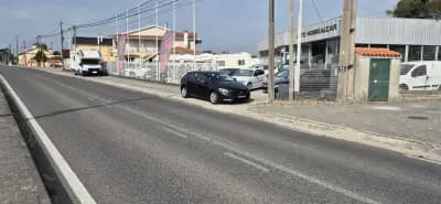 Vendo Volvo V40 2015 - 12400 EUR, 216200 km - AUTO.MOTO.pt