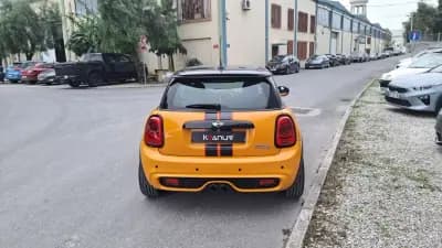 Sell MINI 2015 - 17980 EUR, 134505 km - AUTO.MOTO.pt