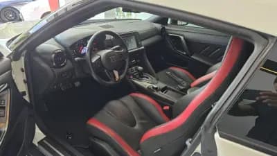 Sell Nissan GT-R 2017 - 149900 EUR, 50238 km - AUTO.MOTO.pt