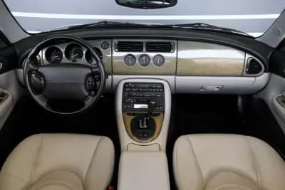 Vendo Jaguar XK 2000 - 40950 EUR, 102845 km - AUTO.MOTO.pt