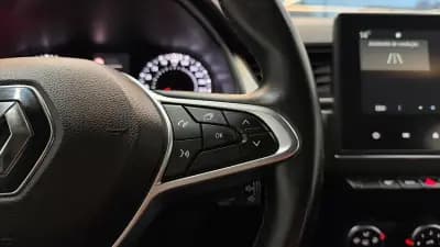 Vendo Renault Captur 2021 - 13990 EUR, 167491 km - AUTO.MOTO.pt