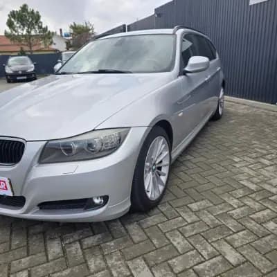Vendo BMW 320 2010 - 12950 EUR, 136099 km - AUTO.MOTO.pt