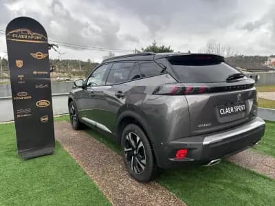 Vendo Peugeot 2008 2021 - 17900 EUR, 95000 km - AUTO.MOTO.pt