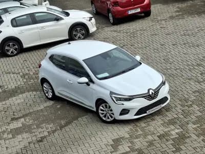 Sell Renault Clio 2021 - 17000 EUR, 58800 km - AUTO.MOTO.pt