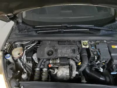 Vendo Peugeot 308 SW 2012 - 4999 EUR, 282857 km - AUTO.MOTO.pt