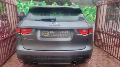 Vendo Jaguar F-Pace 2018 - 37990 EUR, 86000 km - AUTO.MOTO.pt
