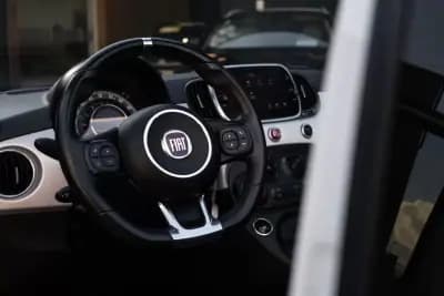 Vendo Fiat 500C 2021 - 11600 EUR, 114000 km - AUTO.MOTO.pt