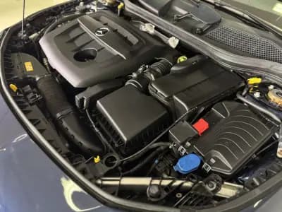 Vendo Mercedes-Benz CLA 180 2018 - 21950 EUR, 77215 km - AUTO.MOTO.pt