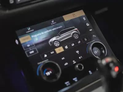 Sell Land Rover Range Rover Evoque 2022 - 39990 EUR, 62000 km - AUTO.MOTO.pt