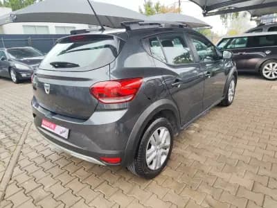 Vendo Dacia Sandero 2022 - 15500 EUR, 126000 km - AUTO.MOTO.pt