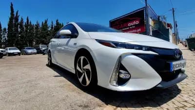 Sell Toyota Prius 2019 - 19000 EUR, 80000 km - AUTO.MOTO.pt