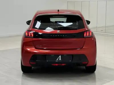 Vendo Peugeot 208 2020 - 13890 EUR, 63000 km - AUTO.MOTO.pt