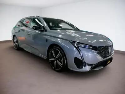 Vendo Peugeot 308 SW 2024 - 29990 EUR, 32345 km - AUTO.MOTO.pt