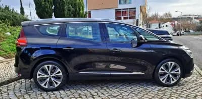 Vendo Renault Grand Scénic 2017 - 13990 EUR, 140000 km - AUTO.MOTO.pt