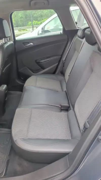 Vendo Opel Astra Sports Tourer 2016 - 9998 EUR, 162378 km - AUTO.MOTO.pt