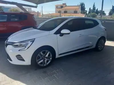 Vendo Renault Clio 2022 - 14950 EUR, 72000 km - AUTO.MOTO.pt