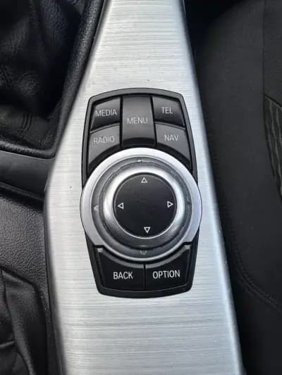 Vendo BMW 118 2013 - 13900 EUR, 160000 km - AUTO.MOTO.pt