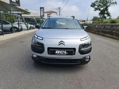 Vendo Citroën C4 Cactus 2016 - 11990 EUR, 108000 km - AUTO.MOTO.pt