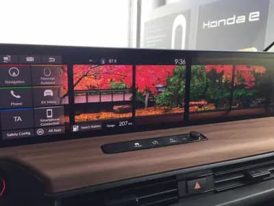 Sell Honda e 2021 - 20000 EUR, 10000 km - AUTO.MOTO.pt