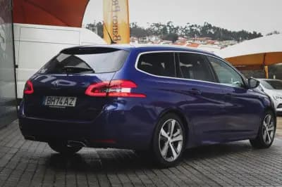 Sell Peugeot 308 SW 2018 - 13980 EUR, 79660 km - AUTO.MOTO.pt