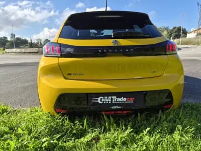 Sell Peugeot e-208 2021 - 18496 EUR, 33131 km - AUTO.MOTO.pt