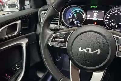 Sell Kia XCeed 2022 - 21950 EUR, 37220 km - AUTO.MOTO.pt