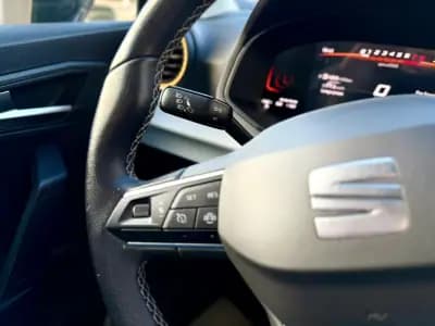 Sell SEAT Arona 2023 - 16950 EUR, 44000 km - AUTO.MOTO.pt