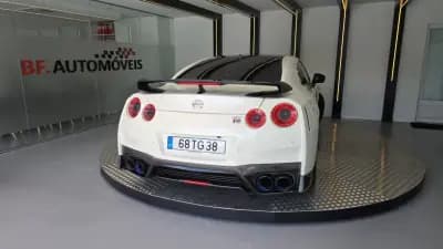 Sell Nissan GT-R 2017 - 149900 EUR, 50238 km - AUTO.MOTO.pt