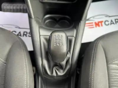 Vendo Peugeot 208 2017 - 11750 EUR, 95494 km - AUTO.MOTO.pt