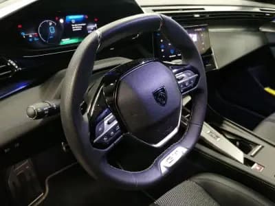 Vendo Peugeot 308 SW 2024 - 29990 EUR, 32345 km - AUTO.MOTO.pt