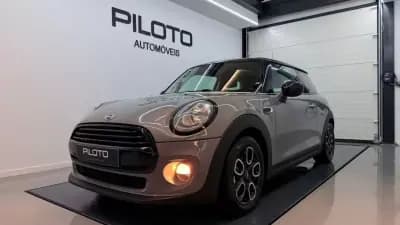 Vendo MINI Cooper 2014 - 11990 EUR, 116384 km - AUTO.MOTO.pt