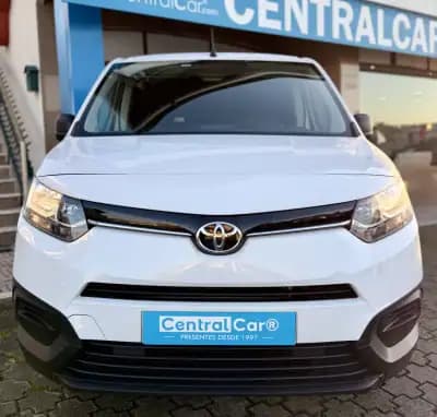 Sell Toyota Proace 2024 - 17450 EUR, 82000 km - AUTO.MOTO.pt