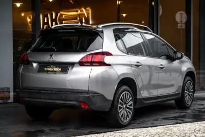 Sell Peugeot 2008 2018 - 9990 EUR, 88415 km - AUTO.MOTO.pt