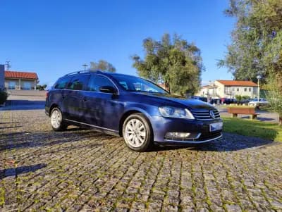 Sell Volkswagen Passat Variant 2011 - 10750 EUR, 213000 km - AUTO.MOTO.pt