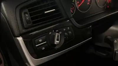 Vendo BMW 520 2012 - 13990 EUR, 299976 km - AUTO.MOTO.pt