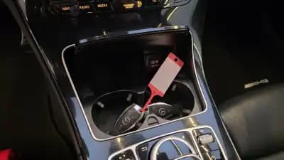 Vendo Mercedes-Benz C 220 2018 - 29900 EUR, 179960 km - AUTO.MOTO.pt